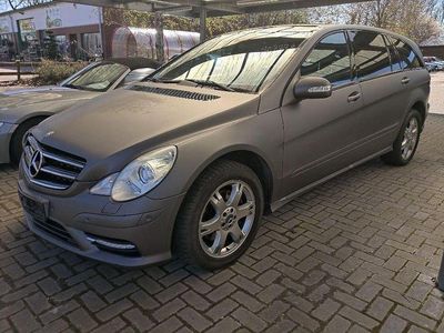 Braun Gebraucht 2010 Mercedes R350 Van / Kleinbus | 7.990 € (Teuer)