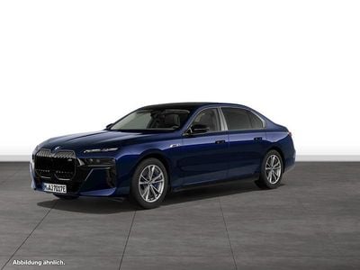 Gebraucht BMW M760e M Sport 571 PS (419 kW) 2025 Blau Limousine
