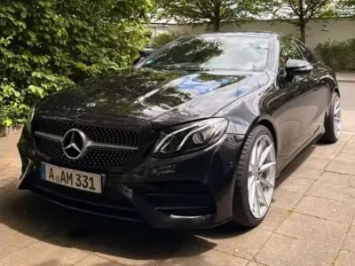 Gebraucht Mercedes E300 AMG line 245 PS (180 kW) 2018 Schwarz Coupé