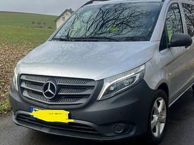 Gebraucht Mercedes Vito 163 PS (119 kW) 2018 Silber Van