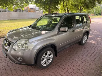 Gebraucht Nissan X-Trail XE 150 PS (110 kW) 2013 Grau SUV