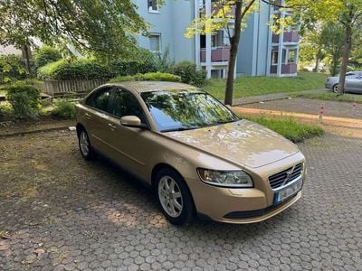Volvo S40