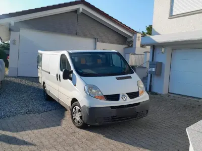 Gebraucht Renault Trafic 115 PS (84 kW) 2007 Weiß Van / Kleinbus