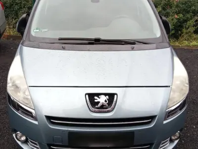 Gebraucht Peugeot 5008 156 PS (114 kW) 2009 Blau Van / Kleinbus