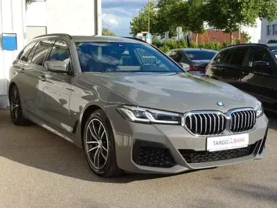 Gebraucht BMW 520 M Sport 190 PS (139 kW) 2021 Grau Limousine