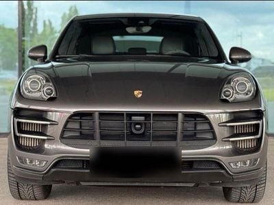 Gebraucht Porsche Macan Turbo Chrono 400 PS (294 kW) 2014 Grau SUV
