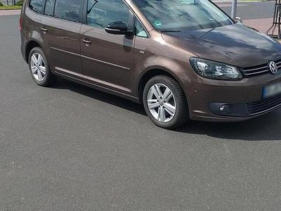 Gebraucht VW Touran 140 PS (102 kW) 2012 Braun Van / Kleinbus