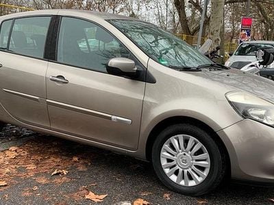 Usata Renault Clio III Dynamique 79 CV (58 kW) 2009 Grigio Berlina