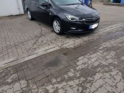 gebraucht Opel Astra Sports Tourer