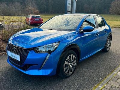 Gebraucht Peugeot e-208 Active 100 kW (136 PS) 2021 Blau Kleinwagen