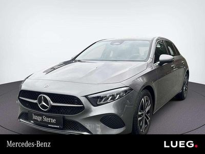 Gebraucht Mercedes A200 Progressive 163 PS (119 kW) 2024 Grau Limousine