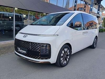 Gebraucht Hyundai Staria Signature 177 PS (130 kW) 2023 Weiß Van / Kleinbus