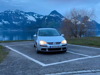 Gebraucht VW Golf V 105 PS (77 kW) 2005 Silber Kleinwagen