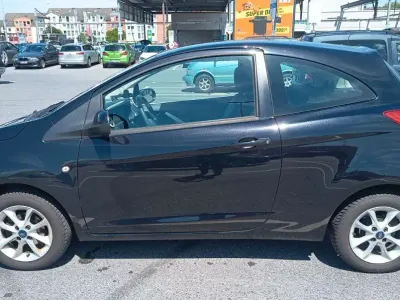 Gebraucht Ford Ka Cool & Sound Edition 69 PS (50 kW) 2014 Schwarz Kleinwagen
