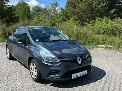 Używany Renault Clio IV LIMITED 76 KM (55 kW) 2019 Szary Sedan/Limuzyna