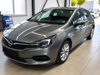 Gebraucht Opel Astra 110 PS (80 kW) 2020 Grau Limousine