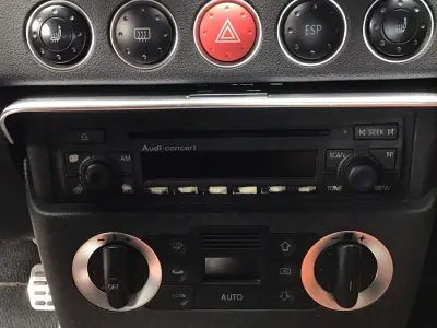Gebraucht Audi TT Roadster 150 PS (110 kW) 2002 Grün Cabrio