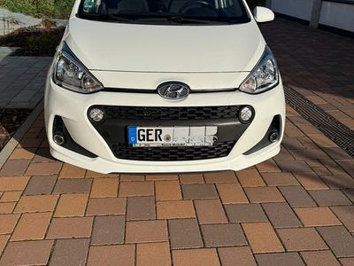 Gebraucht Hyundai i10 YES! 87 PS (63 kW) 2017 Weiß Kleinwagen