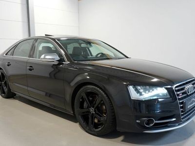 Audi S8
