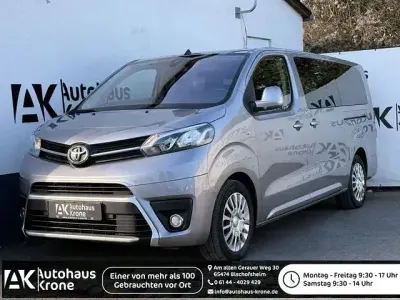 Gebraucht Toyota Proace Verso 177 PS (130 kW) 2023 Silber Kombi