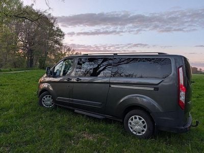 Używany Ford Tourneo 131 KM (96 kW) 2017 Szary Minivan