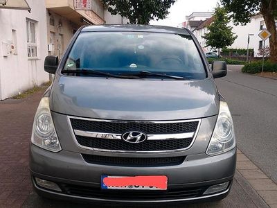 Hyundai H-1