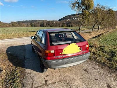 Second-hand Opel Astra 1993 Roșu Hatchback