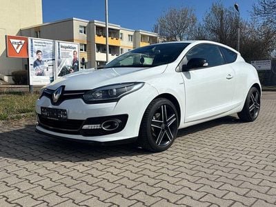 Gebraucht Renault Mégane Bose Edition 132 PS (97 kW) 2014 Weiß Coupé