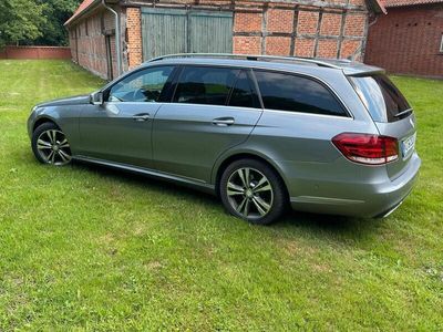 Mercedes E220