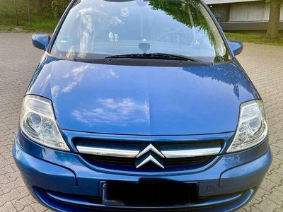 Citroën C8