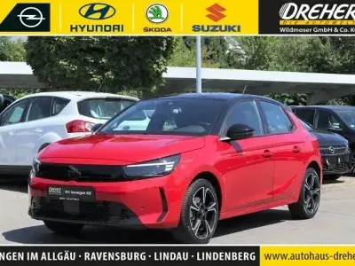 Gebraucht Opel Corsa 101 PS (74 kW) 2024 Peperoncino red (metallic) Kleinwagen
