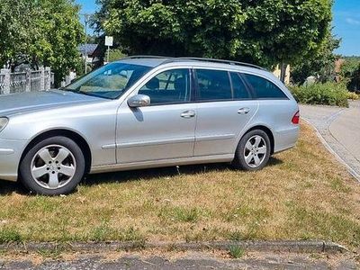 Mercedes E220
