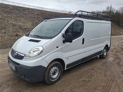 Gebraucht Opel Vivaro 115 PS (84 kW) 2010 Weiß Van / Kleinbus