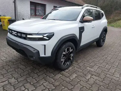 Neu Dacia Duster Extreme 131 PS (96 kW) 2025 Weiß SUV
