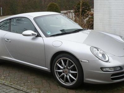 Porsche 911 Carrera 4