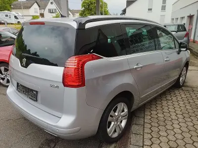 Gebraucht Peugeot 5008 150 PS (110 kW) 2011 Other Van / Kleinbus