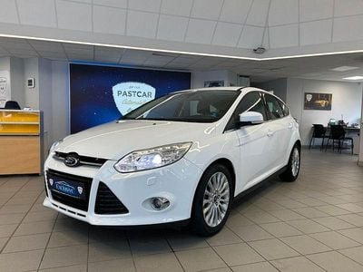 Gebraucht Ford Focus Titanium 125 PS (91 kW) 2012 Weiß Limousine