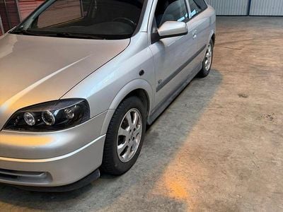 Gebraucht Opel Astra 2004 Silber Coupé