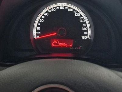 Gebraucht VW up! take up! 60 PS (44 kW) 2016 Weiß Kleinwagen