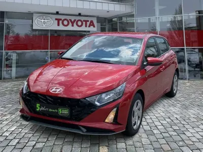 Gebraucht Hyundai i20 Trend 101 PS (74 kW) 2025 Rot Kleinwagen