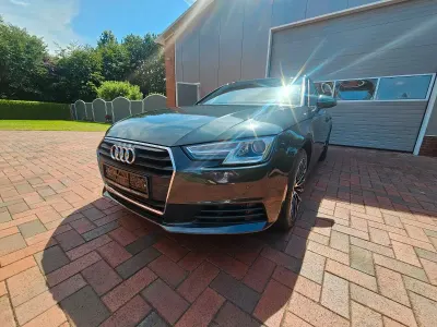 Gebraucht Audi A4 Sport 122 PS (89 kW) 2017 Grau Kombi