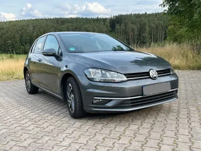 Gebraucht VW Golf VII Sound 125 PS (91 kW) 2017 Grau Limousine