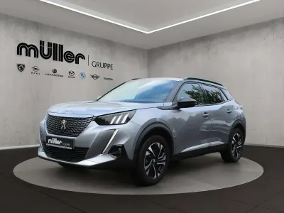 Gebraucht Peugeot e-2008 GT 100 kW (136 PS) 2022 Artense grau SUV