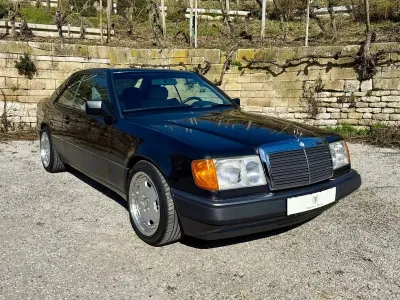Gebraucht Mercedes 300 179 PS (131 kW) 1992 Schwarz