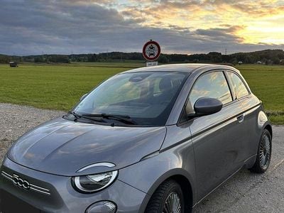Gebraucht Fiat 500e La Prima 86 kW (118 PS) 2022 Grau Limousine