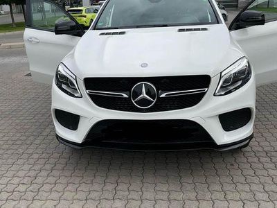 Weiß Gebraucht 2016 Mercedes GLE350 SUV | 36.800 €