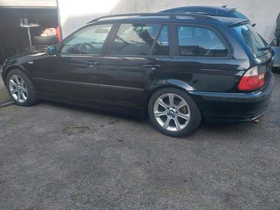 Gebraucht BMW 318 143 PS (105 kW) 2003 Schwarz Kombi