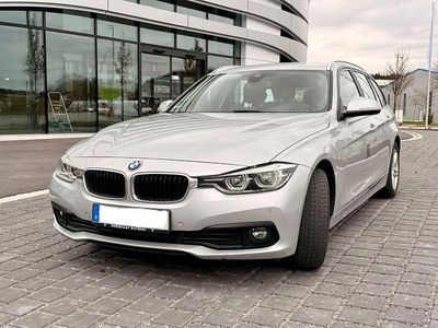 Gebraucht BMW 320 190 PS (139 kW) 2016 Silber Kombi
