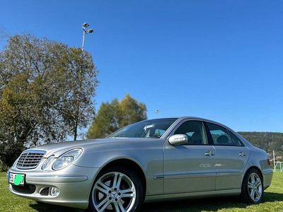Mercedes E320