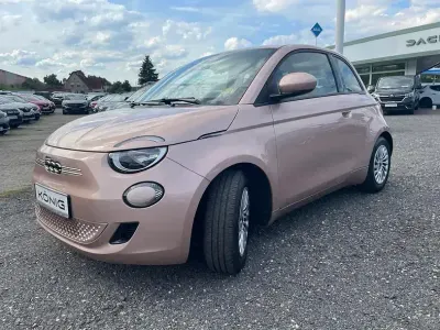 Second-hand Fiat 500e 86 kW (118 CP) 2023 Auriu Berlinǎ